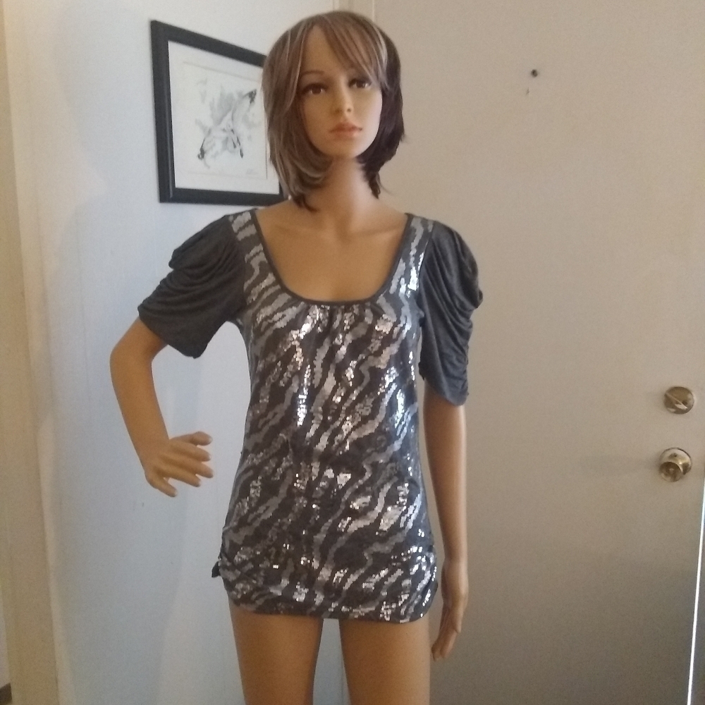 "FIONA & Purple" Sequined Top